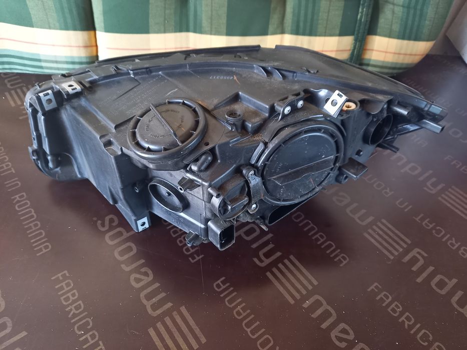 Far dreapta halogen Bmw F10 F11 nfl impecabil Europa