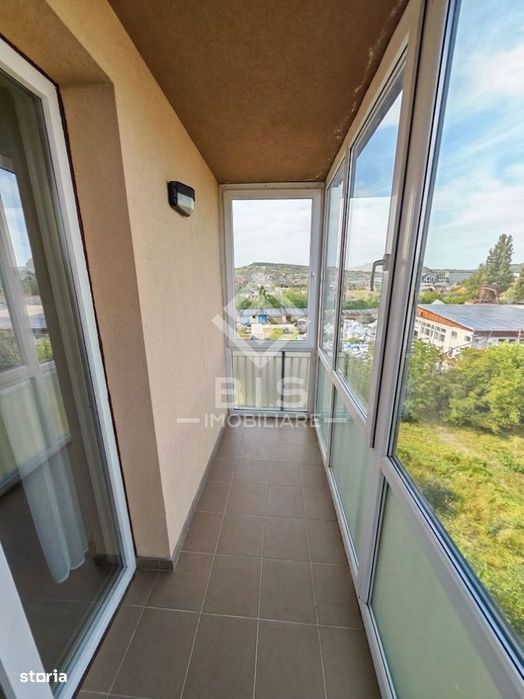 Apartament spațios cu 3 camere, 2 balcoane -  Libertăți