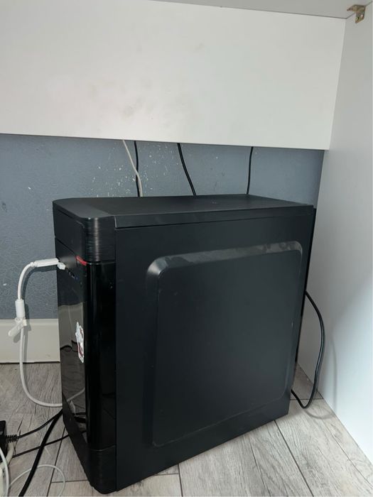 Продам игровой компьютер полная периферия