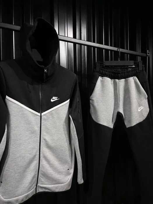 Trening Nike Tech Gri cu Negru l Barbati