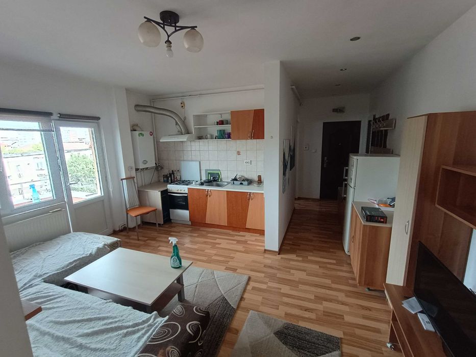Ap 2 camere, Calea Martirilor