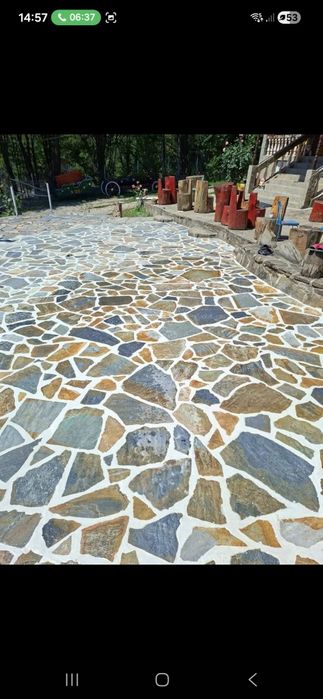 Vând piatra și montez