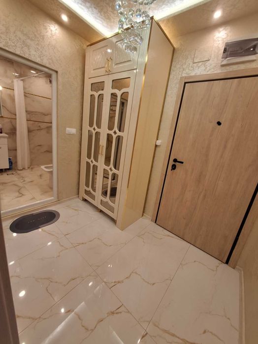Продава се Двустаен апартамент в Пловдив, Гагарин - 60 кв.м за 1190 €/кв.м - Снимка #2
