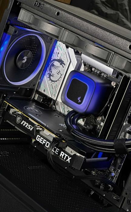 Почти НОВЫЙ мощный ПК (i7-12700 / DDR5 / СВО) — Сборка ноября 2025