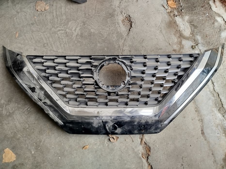 Радиаторна решетка за Нисан Кашкай  J12
