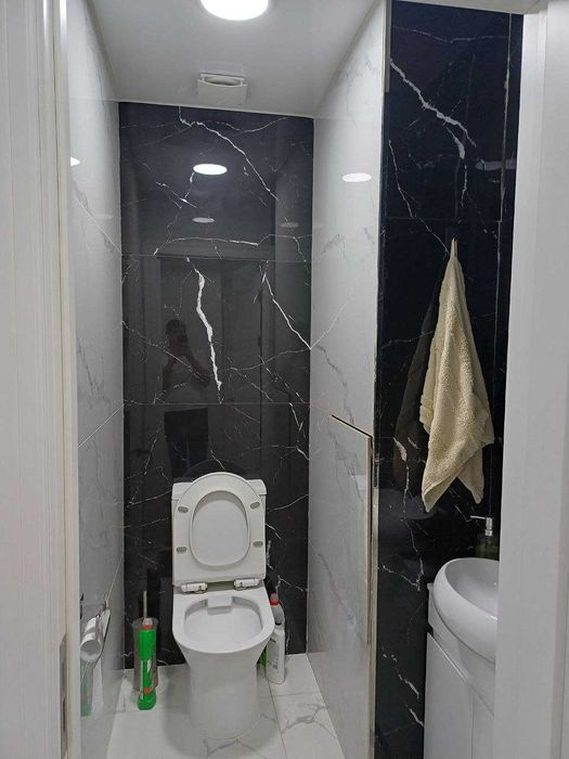 центральной части Яккасарая, рядом со станцией метро Ойбек 79 м²;Евро