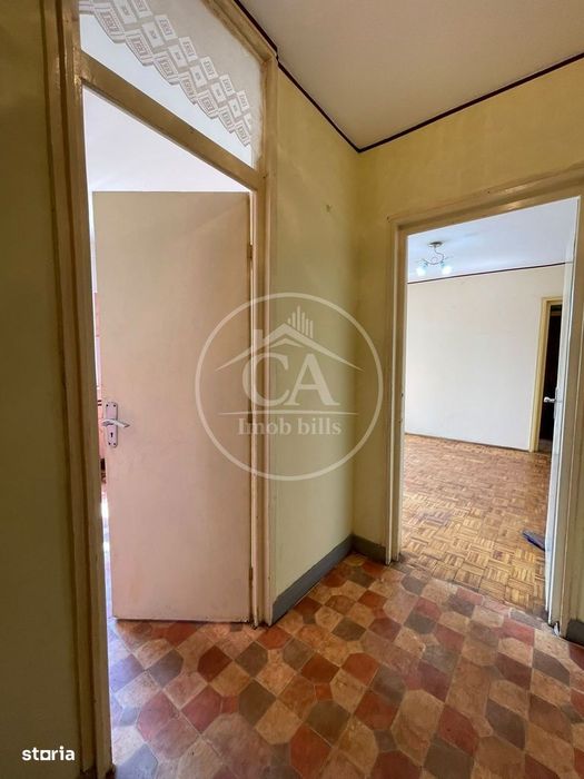 Apartament de vânzare cu 2 camere în zona Rogerius, Oradea
