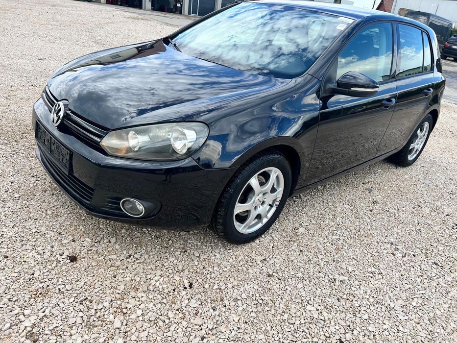 VOLKSWAGEN Golf 2009