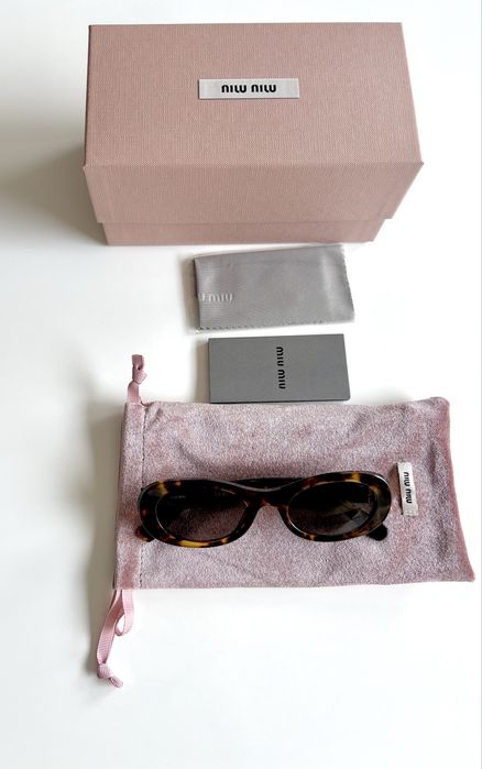 Miu miu слънчеви очила