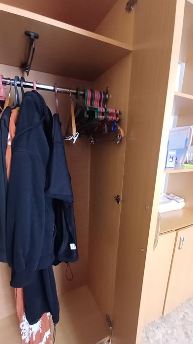 Продам шкаф в спальню