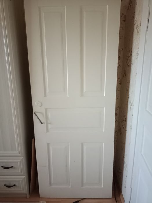 Двери деревянные