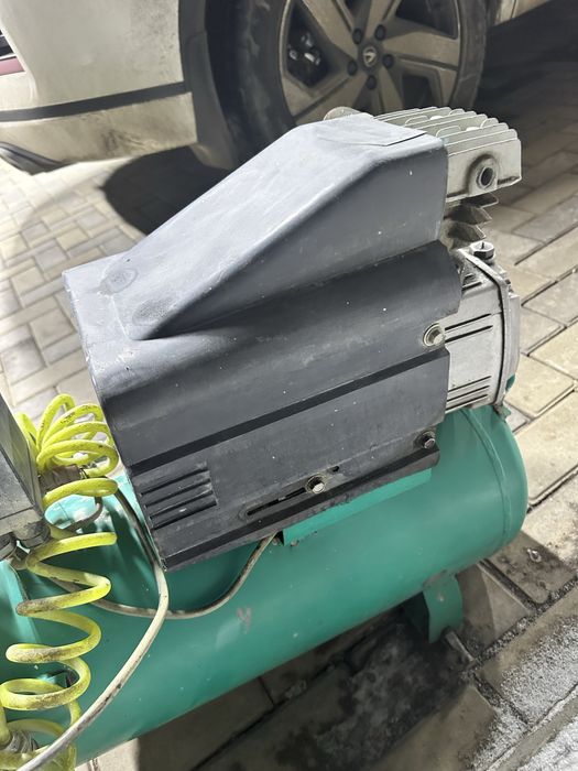 Воздушный компрессор