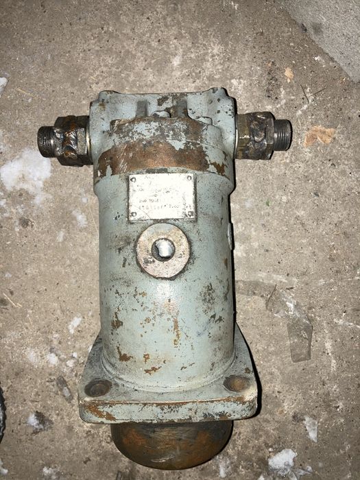 Продам гидромотор