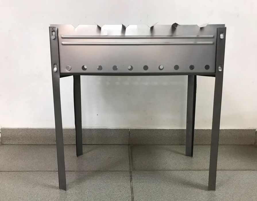 Продам мангал с шампурами