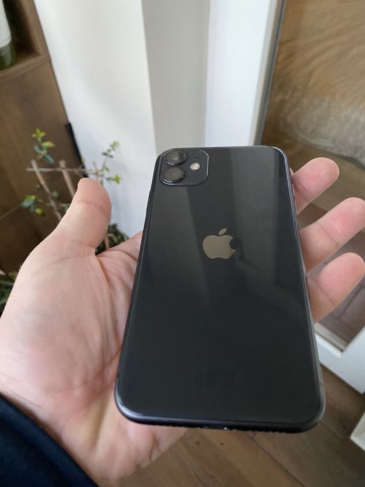 Iphone 11 128gb + 3 калъфа