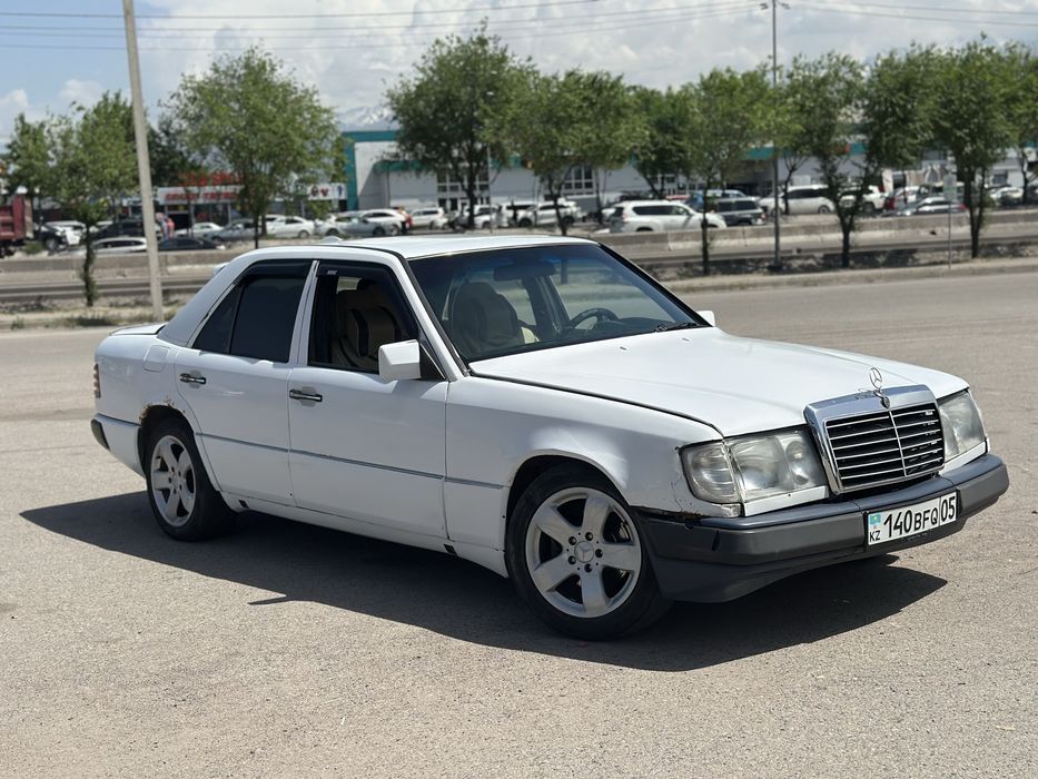 Мерс 124 190Е 1993г обмен айфонға
