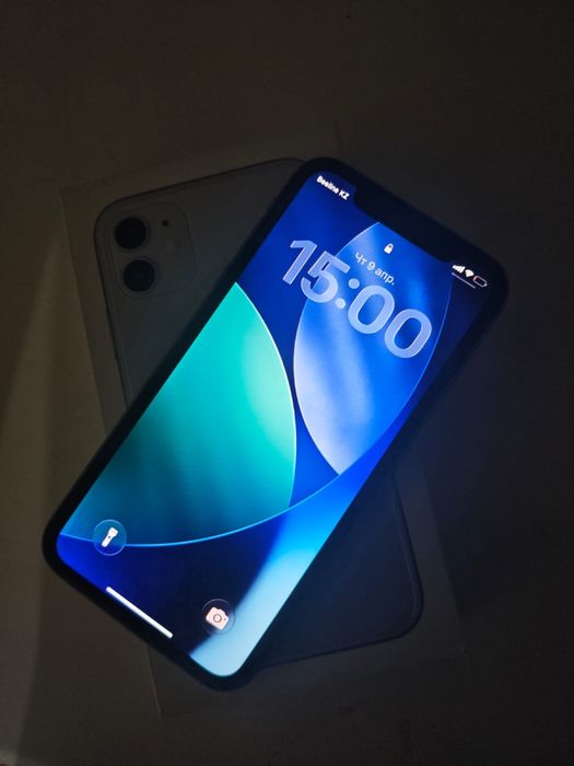 Айфон 11 с коробкой