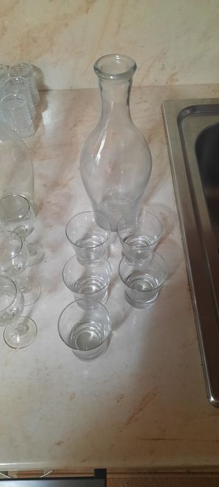 Стъклени сервизи, комплекти