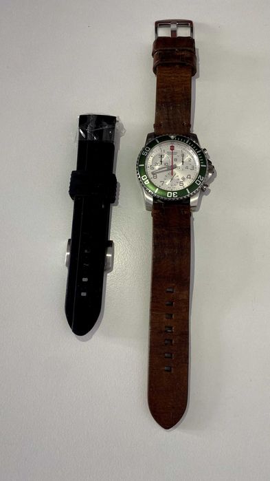 Ceas Victorinox Maverick 43 verde