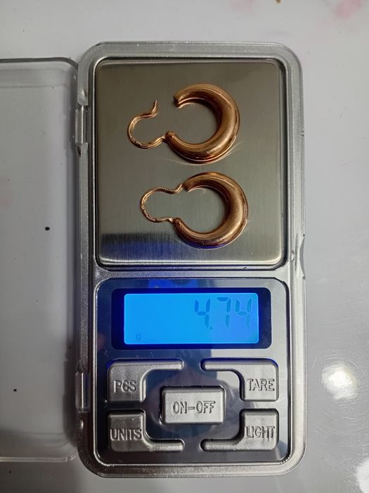 Продам золотые серьги 583 пробы