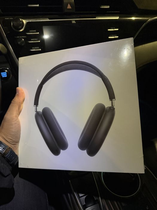 Air pods max lux