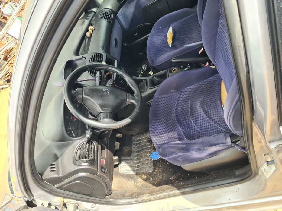 Пежо 206 1.4 Peugeot 206 1.4 на части
