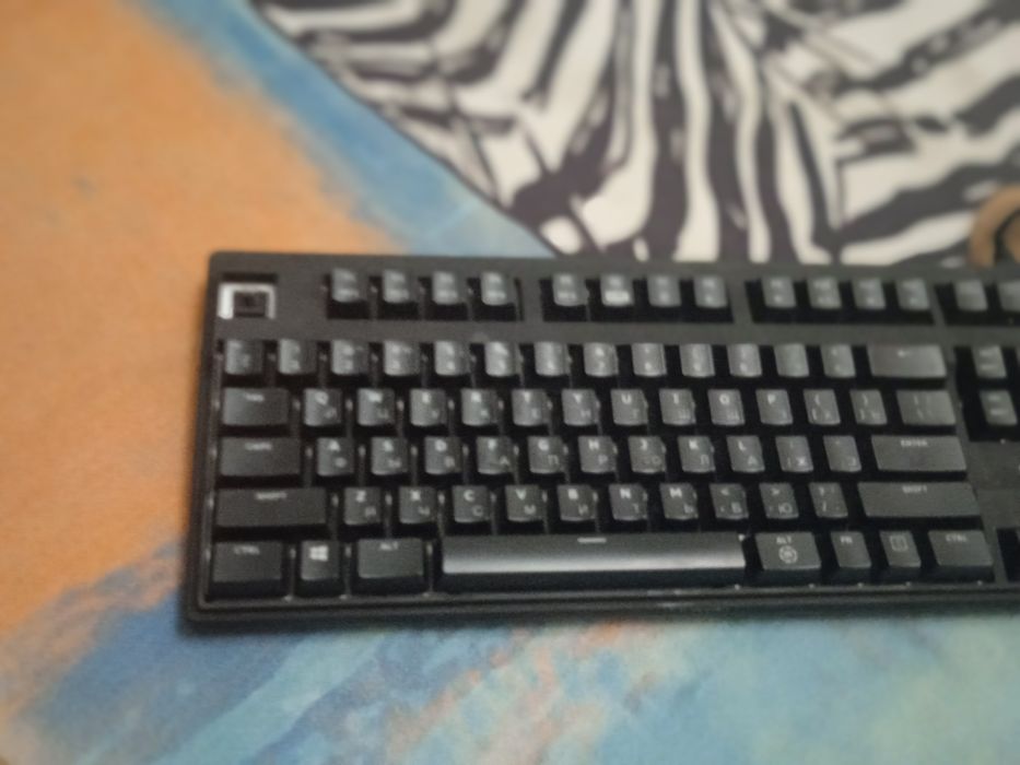 Продам игр клаву