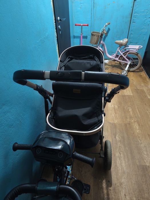 Продам детскую коляску