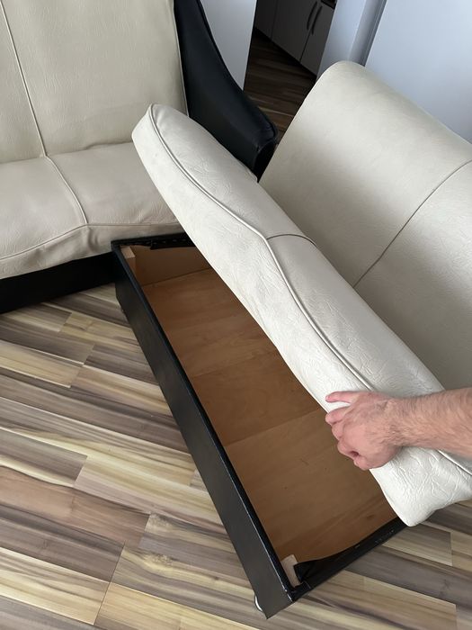 Canapele living stare excelenta