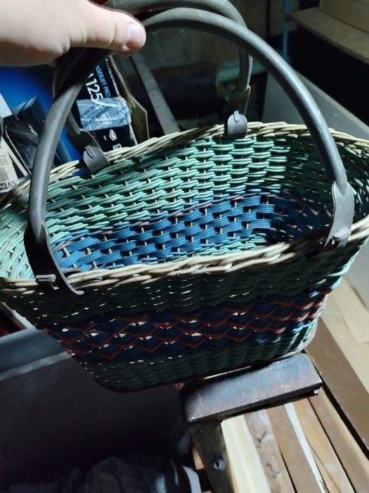 Продам ретро детскую одежду и корзинку