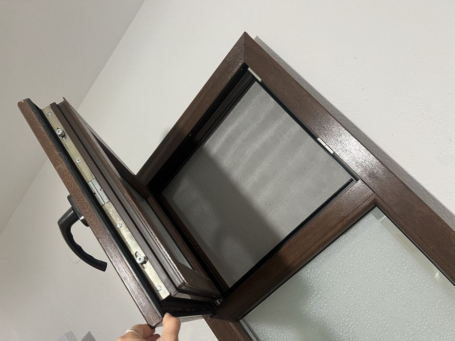 PVC  врата тъмен орех