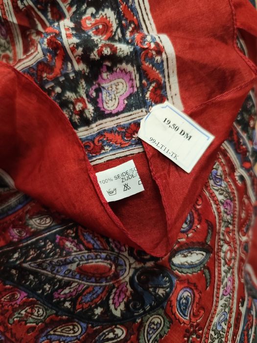 Eșarfă din mătase