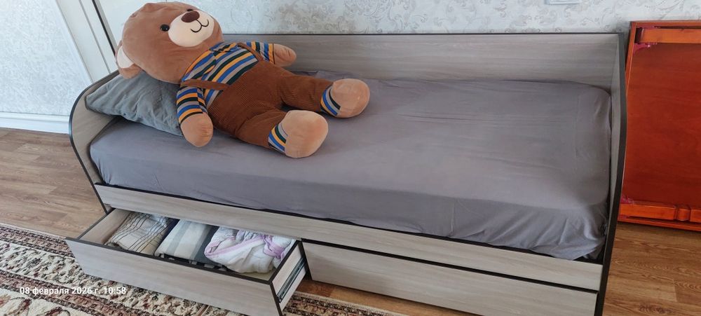 Кровать односпальная