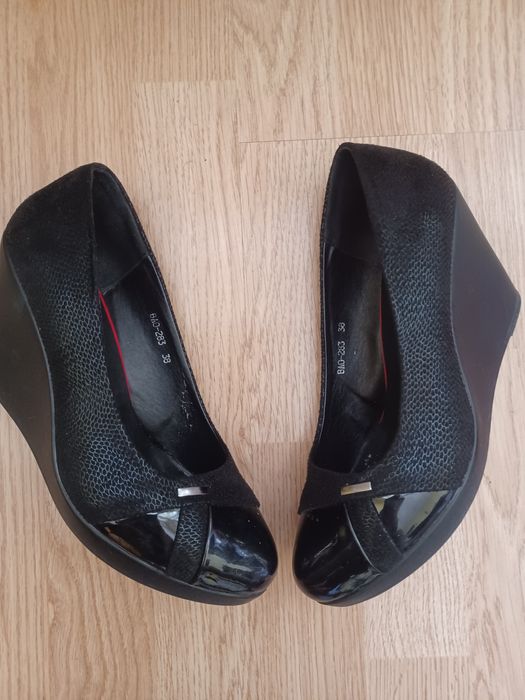 Дамски обувки 38номер