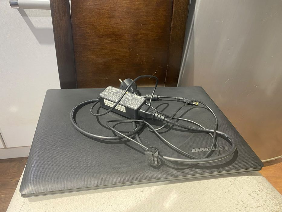 Lenovo Ideapad intel core i3/OZU 8GB/SSD