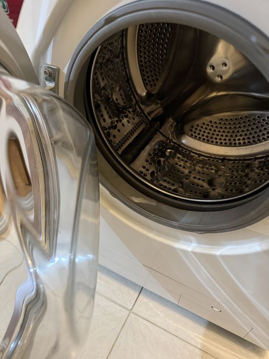 Продам стиральную машину