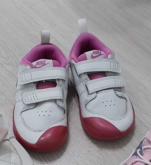 Кроссовки Nike, размер 23