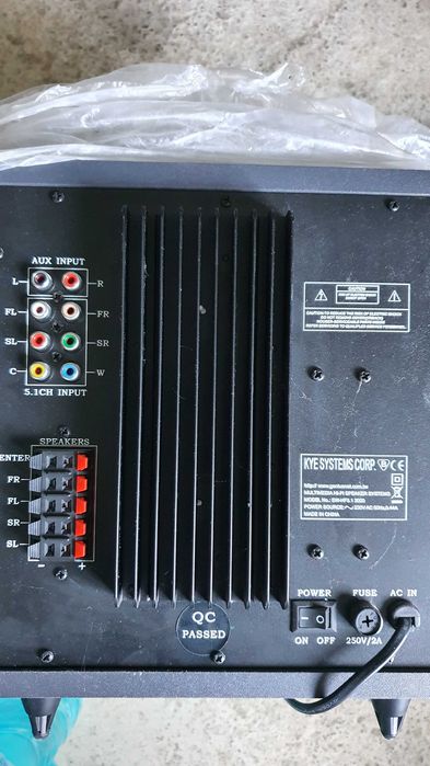 Boxe Genius 5.1 cu telecomamda