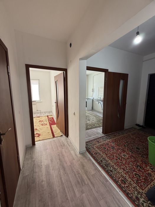 15мкр 1эт 2ком продается