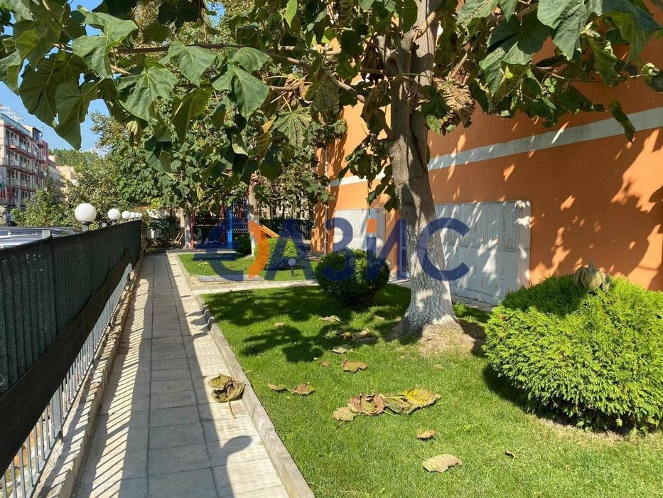 Продава се Едностаен апартамент в к.к. Слънчев бряг - 30 кв.м за 1234 €/кв.м - Снимка #1