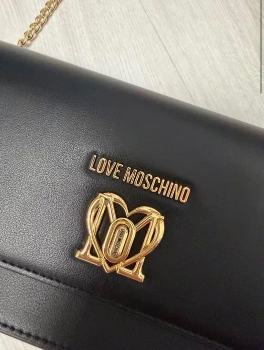 Чанта love moschino
