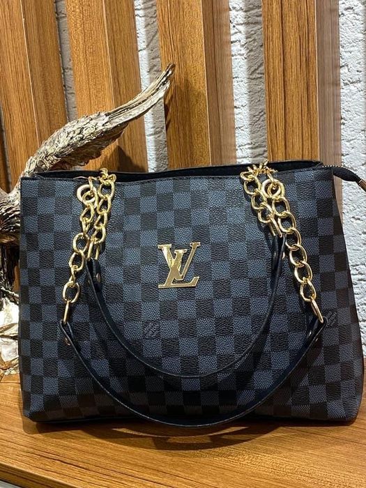 Дамски чанти Louis Vuitton