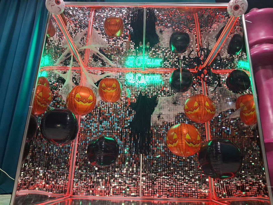 Cabina oglinda party Photocorner nunta/majorat Decor foto petrecere