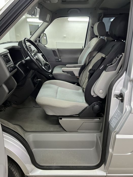 VWTransporter, Multivan Generation 2,5 d,150Cp Pret afisat fara  TVA