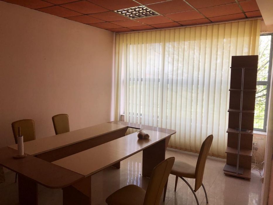 Vand hale de productie si cladire de birouri Carcea Str. Aeroportului