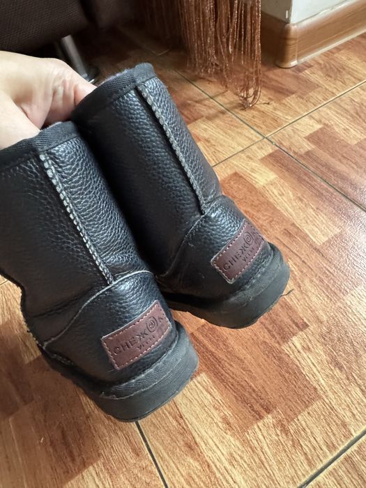 Угги фирма Снежок 28р