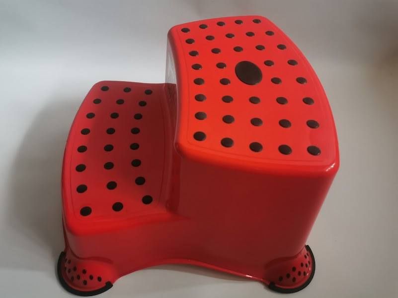 Детский стульчик - подставка табурет
