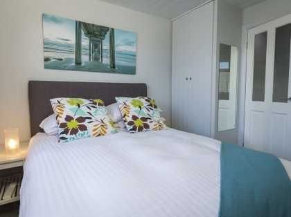 Дава се под наем Тристаен апартамент в София, Оборище - 100 кв.м за 816 € - Снимка #2