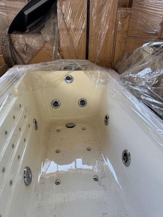 Хидромасажна вана