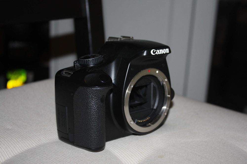 Canon EOS 450D body